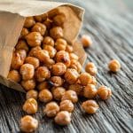 Oubliez les chips : ces pois chiches grillés maison font un apéro croustillant et sain